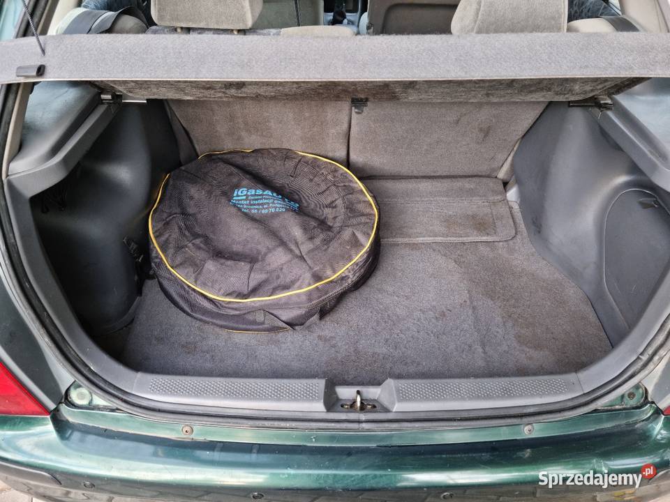 Mazda 323f 15 z gazem 255899km Brodnica