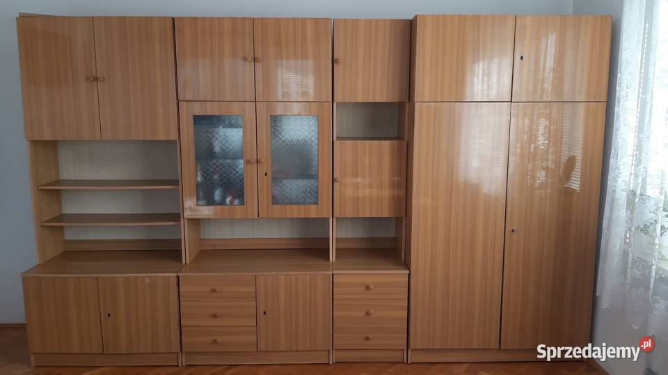 Sprzedam regał z czasów PRL Skierniewice