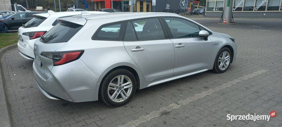 Toyota Corolla Rezerwacja ECVT 18 Hybryda FV23 pomorskie