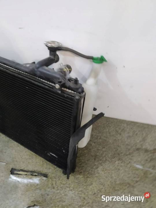 CHŁODNICA WODY KLIMATYZACJI WENTYLATOR 12 B KPL