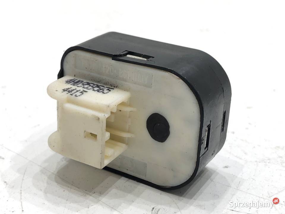 PRZEŁĄCZNIK REGULACJI LUSTEREK AUDI A6 C7