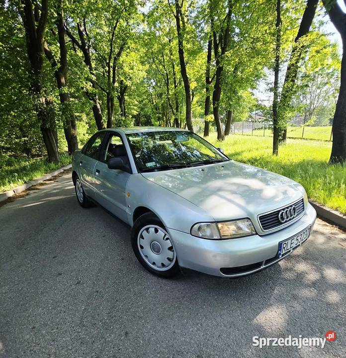 Audi a4 B5 lpg hak Łańcut sprzedam