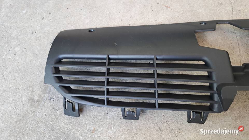 Peugeot 206 antrapa lampa przód L Leszno