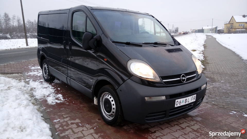 OPEL VIVARO 19 DTI 100 KLIMA 5 OSOBOWY Stan czarny Końskie