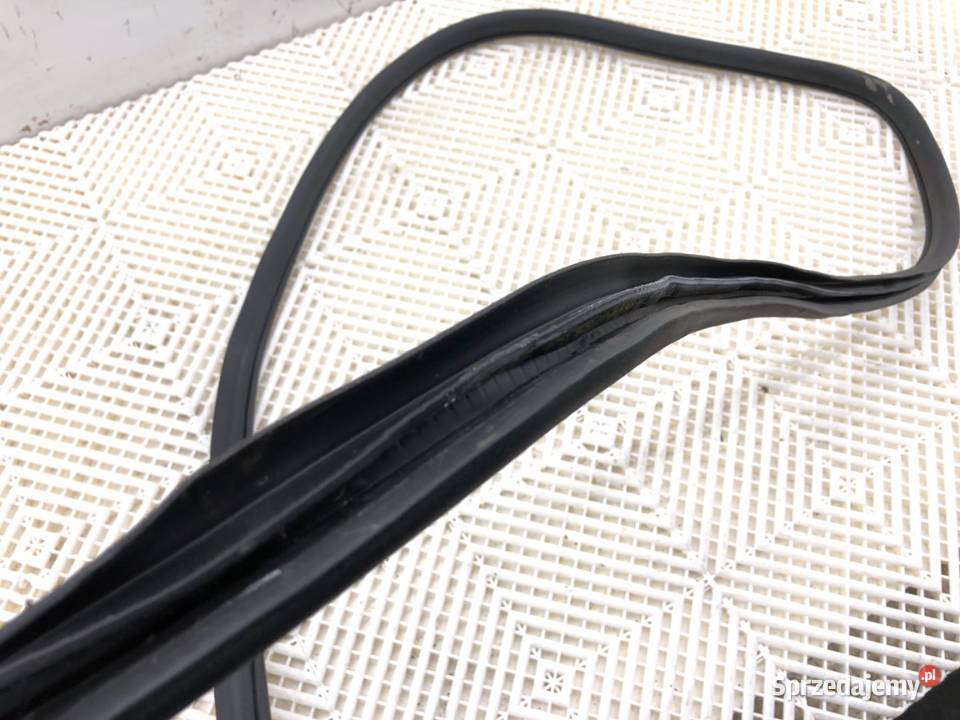 USZCZELKA DRZWI PRZÓD PRAWA MERCEDES X204 SUV