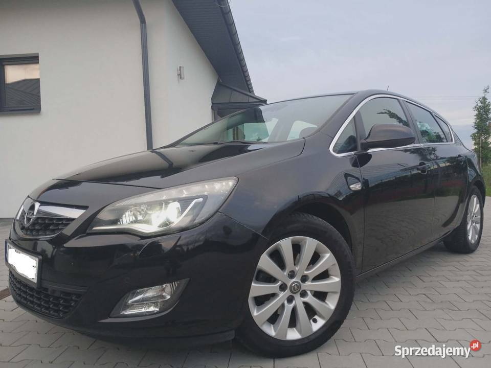 Opel Astra J COSMO 16 T 180 Grzane fotele Xenon Przeworsk