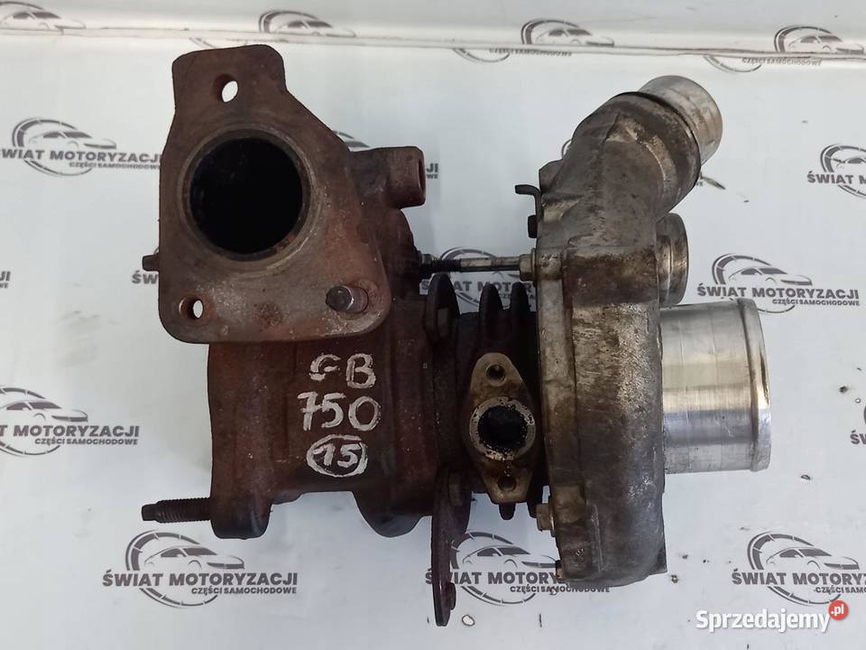 TRAFIC VIVARO PRIMASTAR 20 DCI M9R786 114 osobowe sprzedam