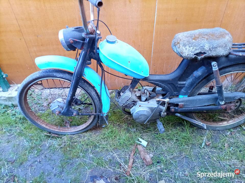 Motorower komar Nowogród Bobrzański