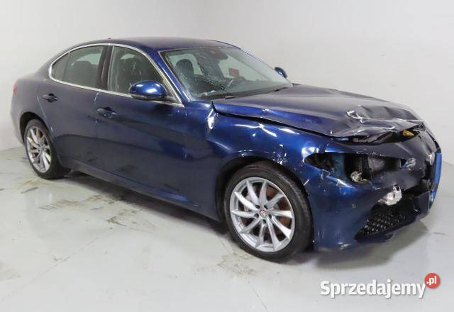 ALFA ROMEO GIULIA SPORT produkcji 2021 z USA Warszawa