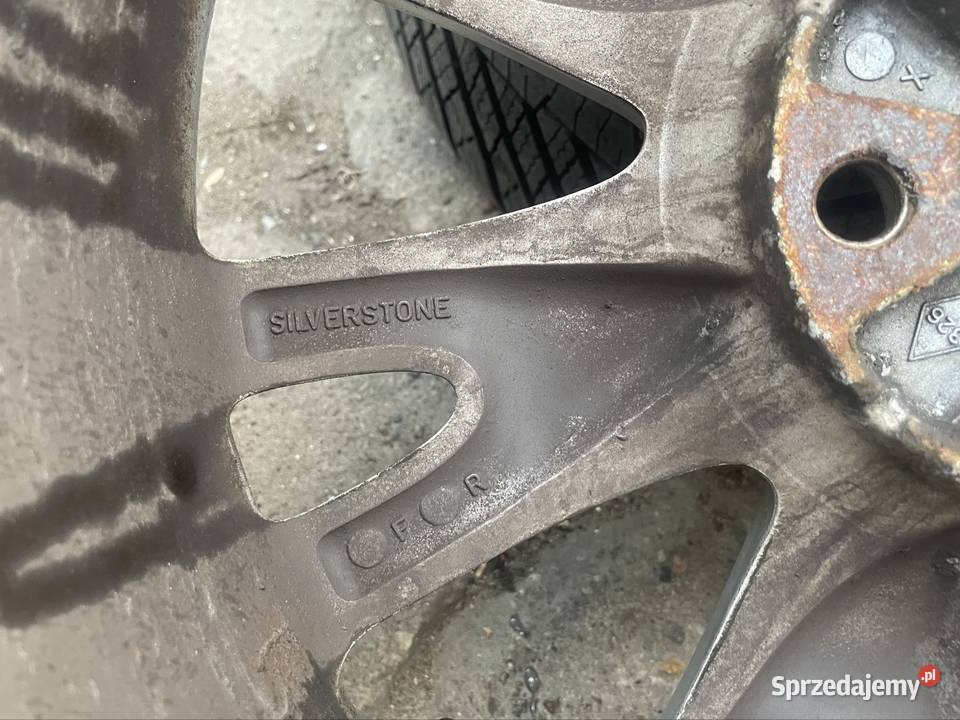 8200023769 koła felgi Alufelgi 17 cal 5108 Samochodowe Szczecin