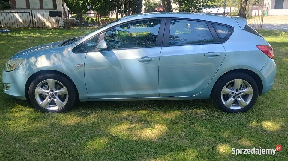 Opel Astra J 17 CDTI KLIMA Rzeszów
