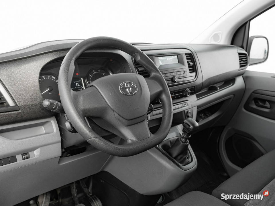 Toyota ProAce WD2252PKombi 20 D4D Long 9os Czcof diesel Samochody osobowe