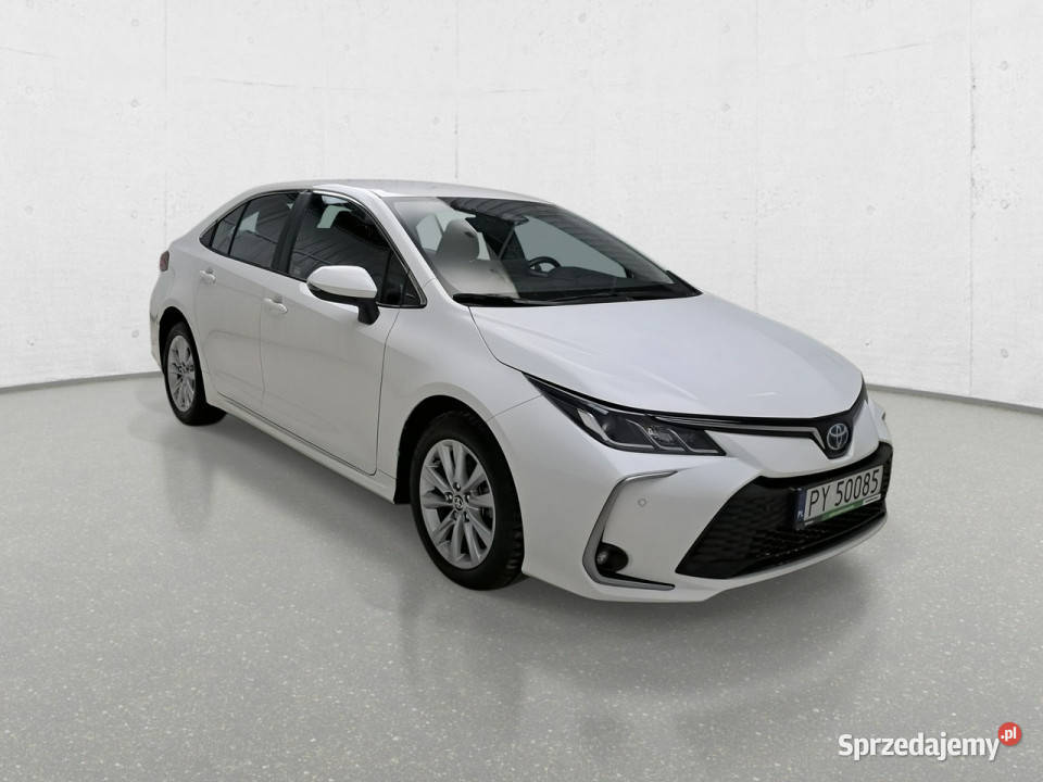 Toyota Corolla Seria E16 2012 Sedan / Limuzyna Corolla Komorniki