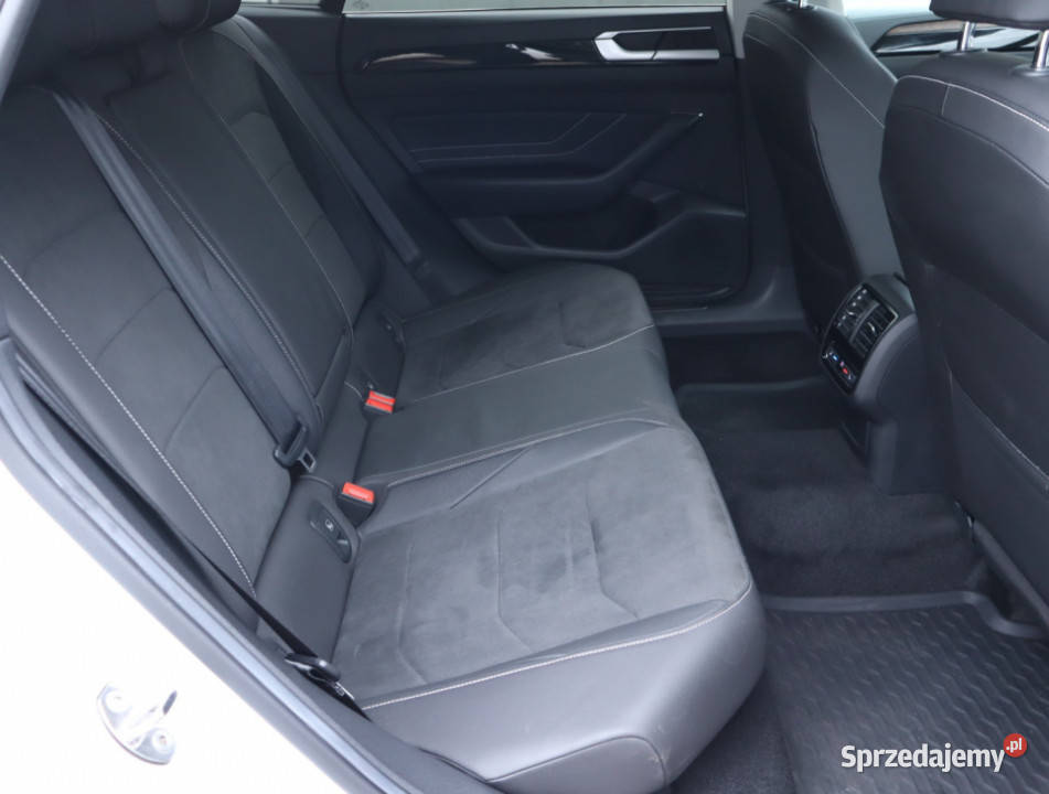 VW Arteon 20 TSI Piaseczno