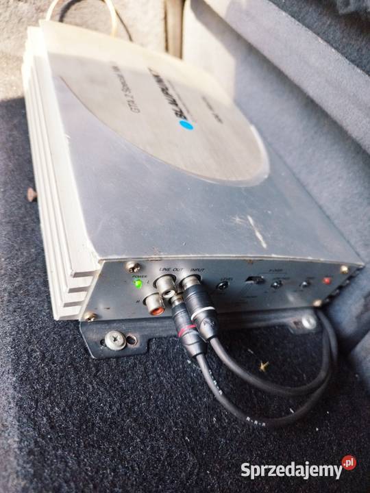 Wzmacniacz Blaupunkt i skrzynia basowa JBL 1000 Szadek sprzedam