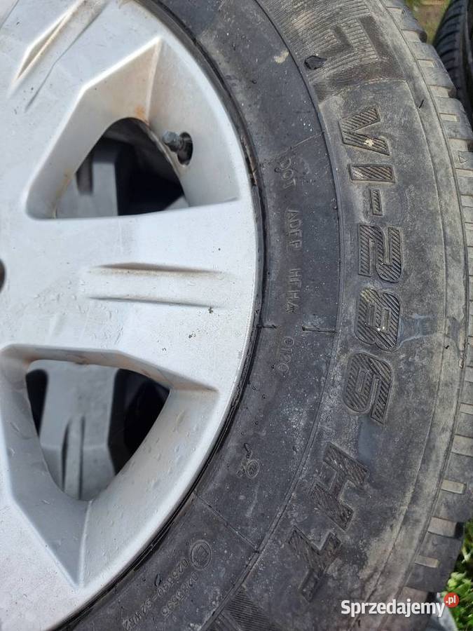 Nissan Pathfinder R51 alufelgi plus opony sprzedam