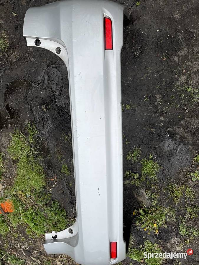 Zderzak toyota avensis t27 lift kombi mazowieckie Radzymin sprzedam