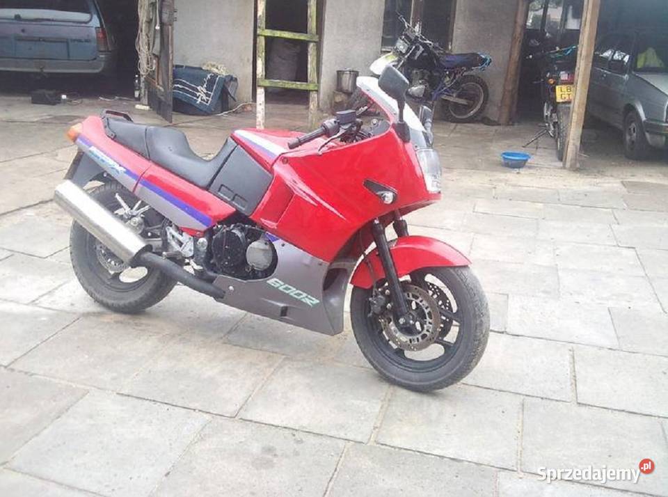 Częsci Kawasaki gpx 600r lagi rama z papierami Iława sprzedam