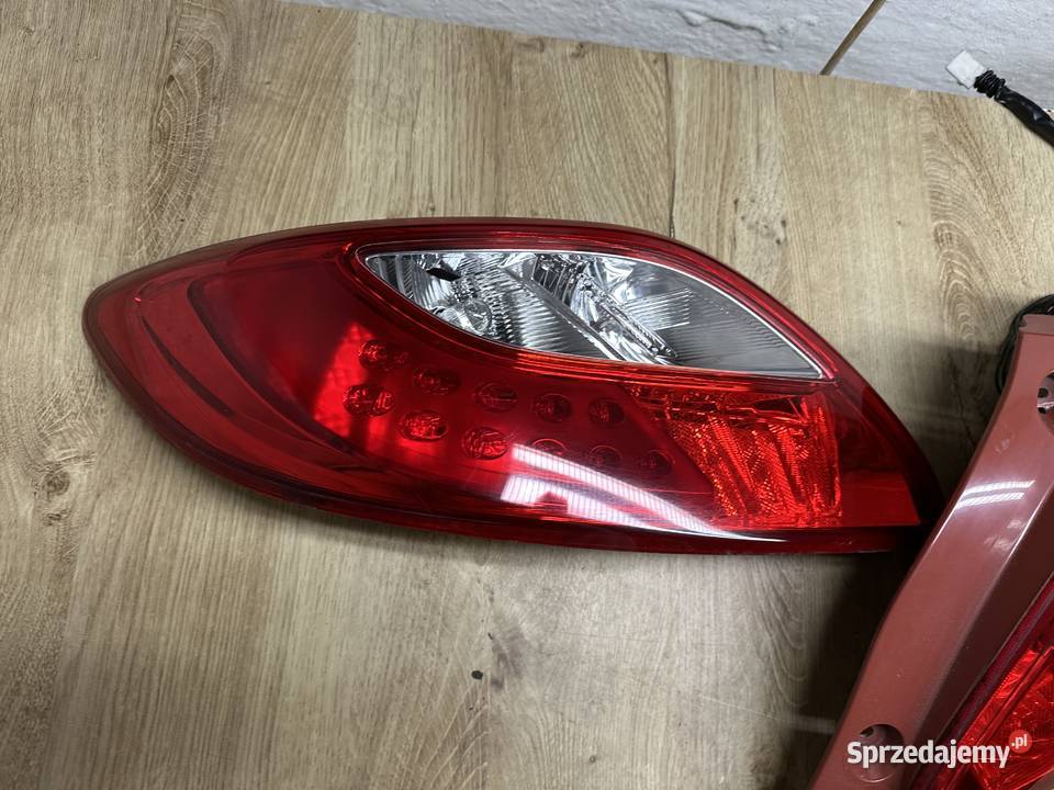 Mazda 2 DE Lampy Tył Tylne LewaPrawa Europa śląskie Pszczyna sprzedam