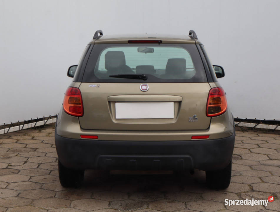 Fiat Sedici 16 światła przeciwmgielne