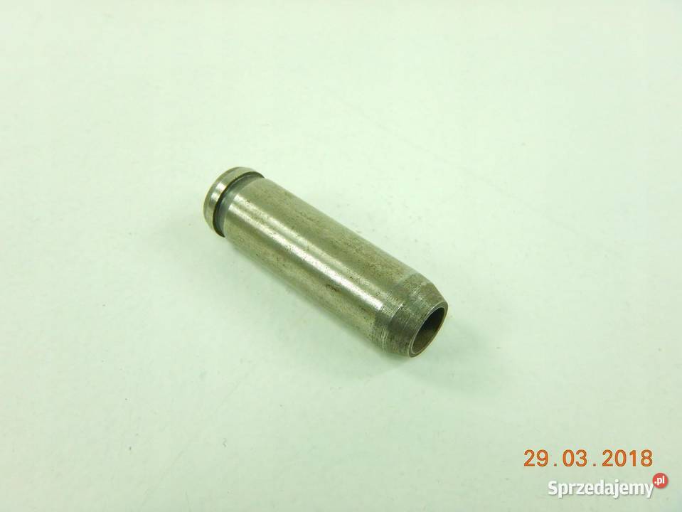 PROWADNICA ZAWORU WYDECHOWEGO MITSUBISHI CARISMA