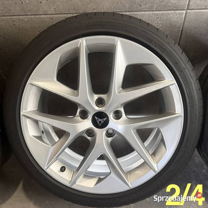 18 Cupra Seat Leon FR Skoda Octavia VW Golg Samochodowe Lubasz