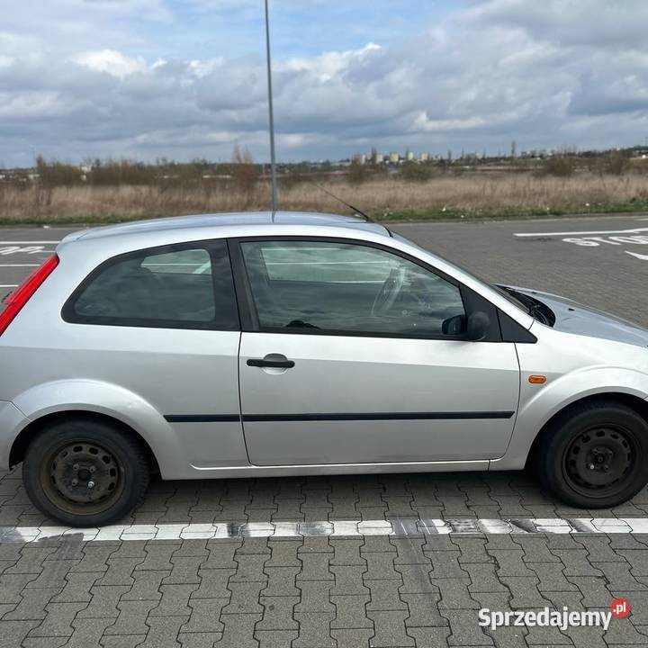 Ford Fiesta 14 benzyna 2003 r 3drzwiowa Szczecin
