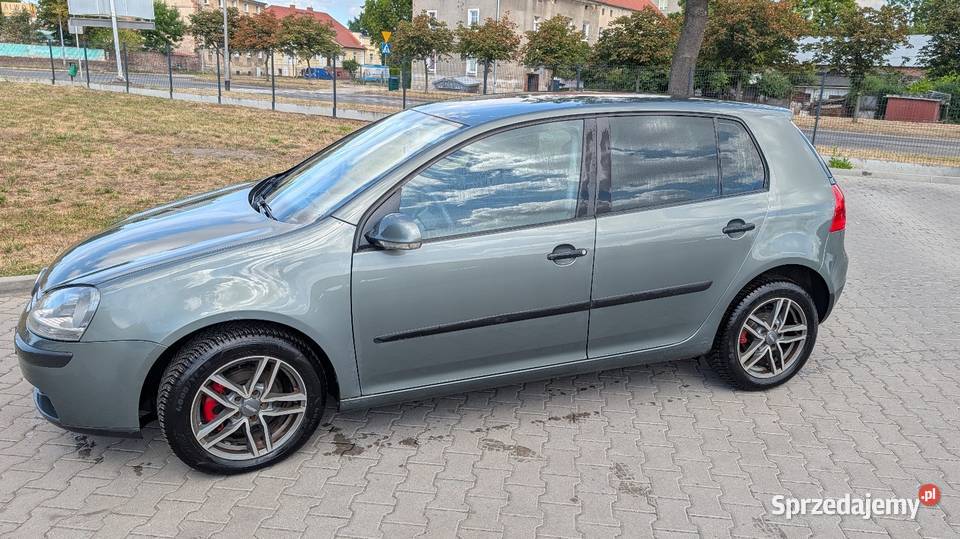 VW Golf V 19 TDI BKC 2004 OC i przegląd ważne centralny zamek Golf Brzeg