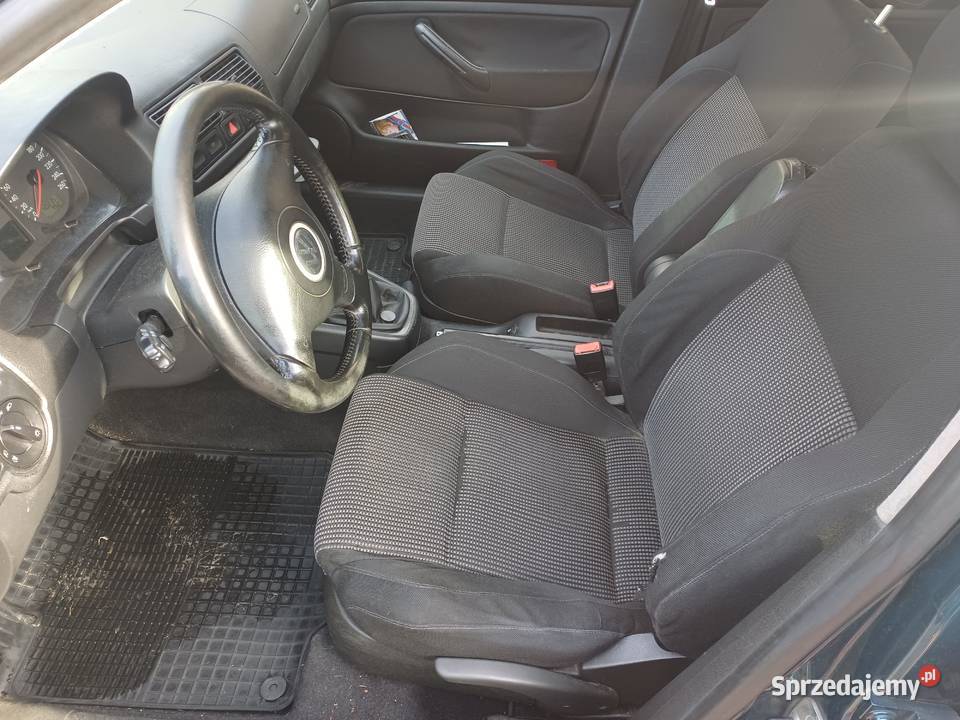 Sprzedam Golfa 40200km Mstów