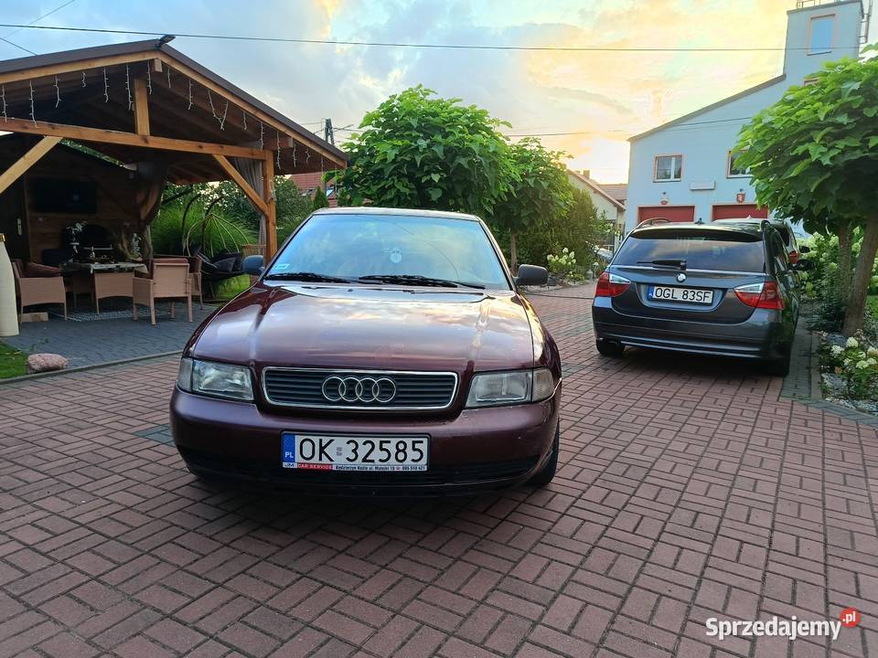 AUDi A4 B5 16 Benzyna Sprawny Technicznie Bierawa sprzedam