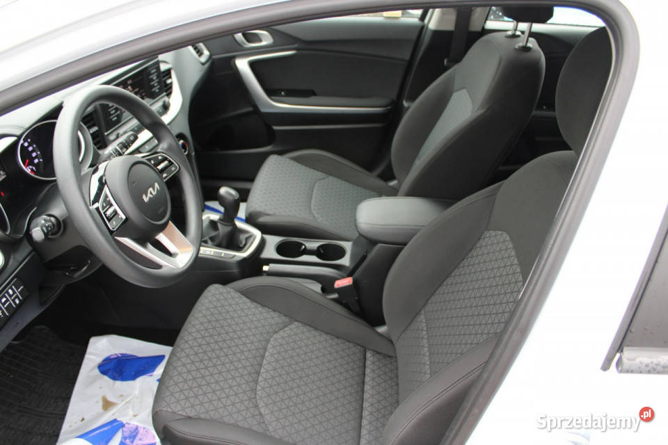 Kia Ceed Fvat Salon Polska netto 42195 PLN 120KM
