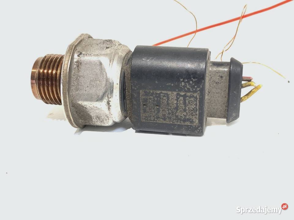 CZUJNIK CIŚNIENIA PALIWA VW GOLF VII 16 110