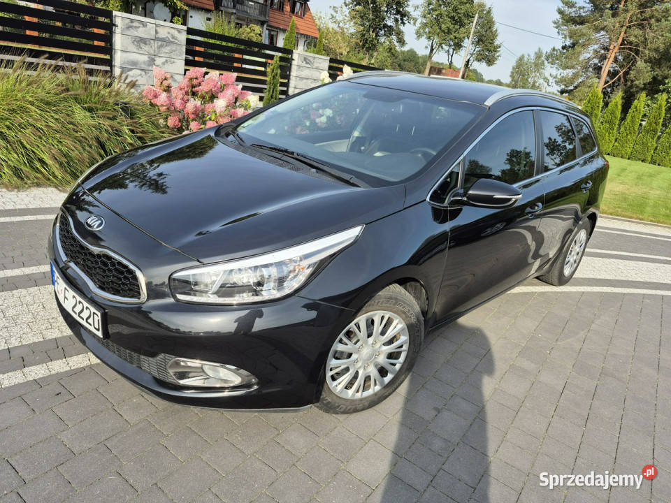 Kia Ceed 16 gdi oświetlenie led Benzyna KAMERA relingi dachowe Drelów sprzedam