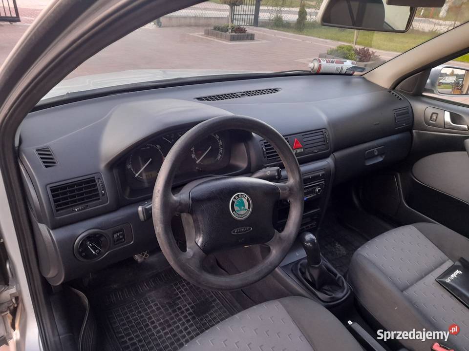 Skoda Octavia I lift 19 tdiNa zwykłej pompie lakier metallic Kowala