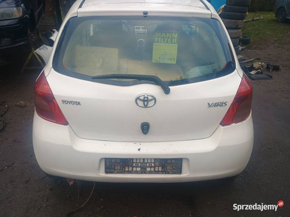 Lampa lampy tył Toyota Yaris 2 LewaPrawa KOMPLET Tychy