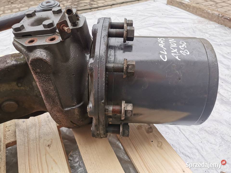 Zwolnica Zwrotnica lewa Claas Axion Carraro 2055 Wilkowo