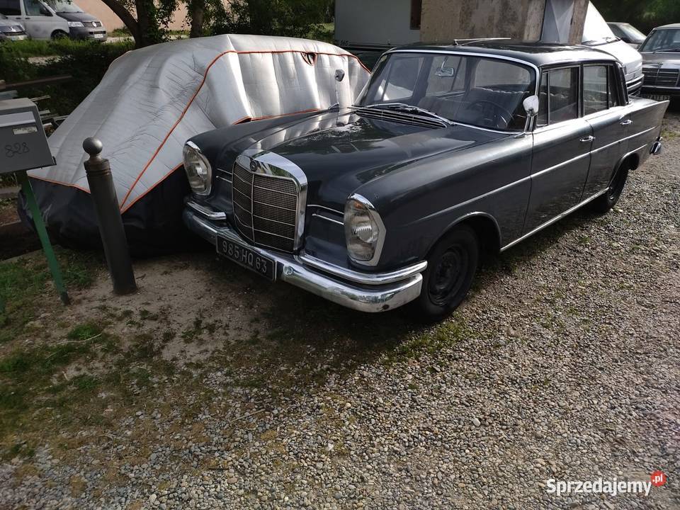 Mercedes ponton skrzydlak w110 w111 w180 w120 manualna sprzedam