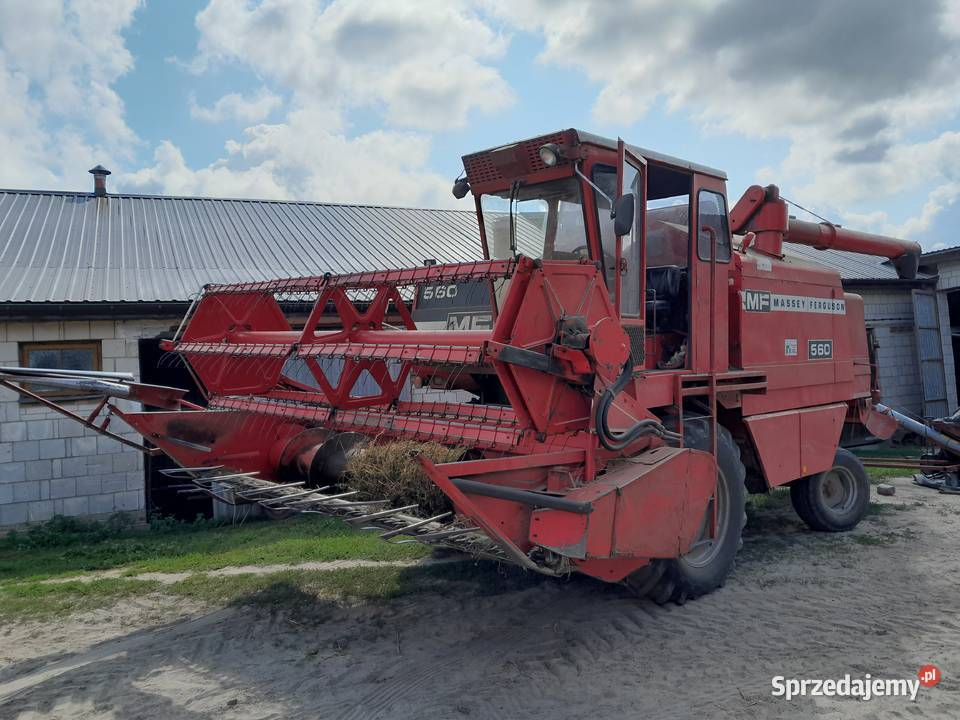 Kombajn zbożowy massey ferguson 560 Wola Zadybska