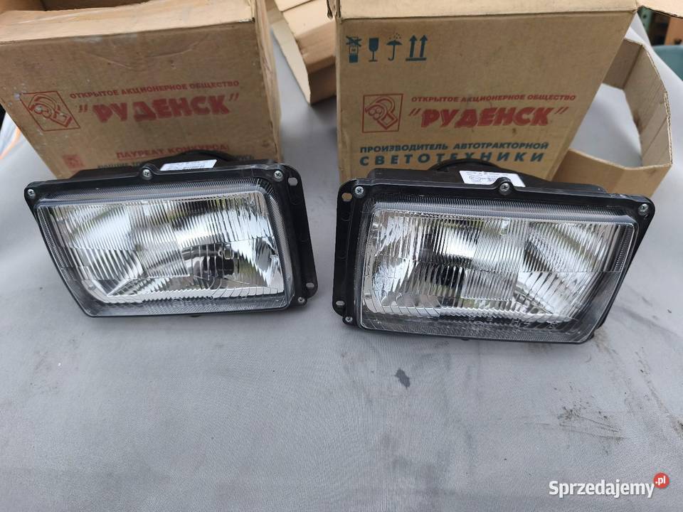 Lampy przednie Wołga GAZ 3102 Rok produkcji 1990 mazowieckie