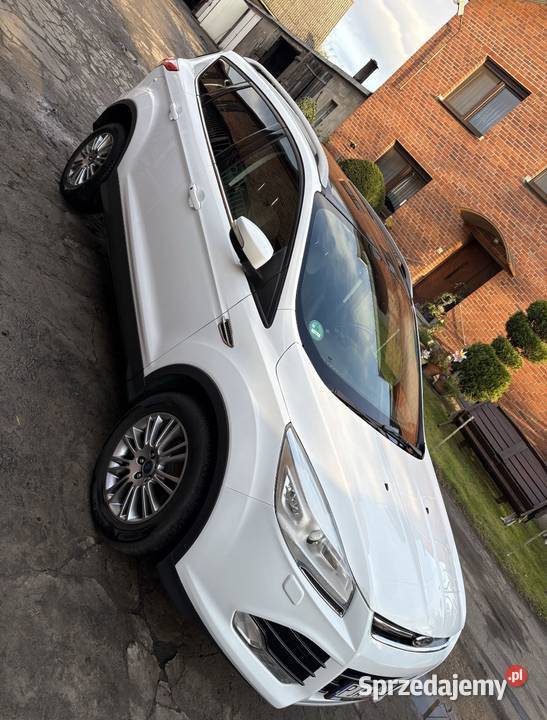 Ford Kuga Mk2 xsenon led ambilight keyless go isofix sprzedam