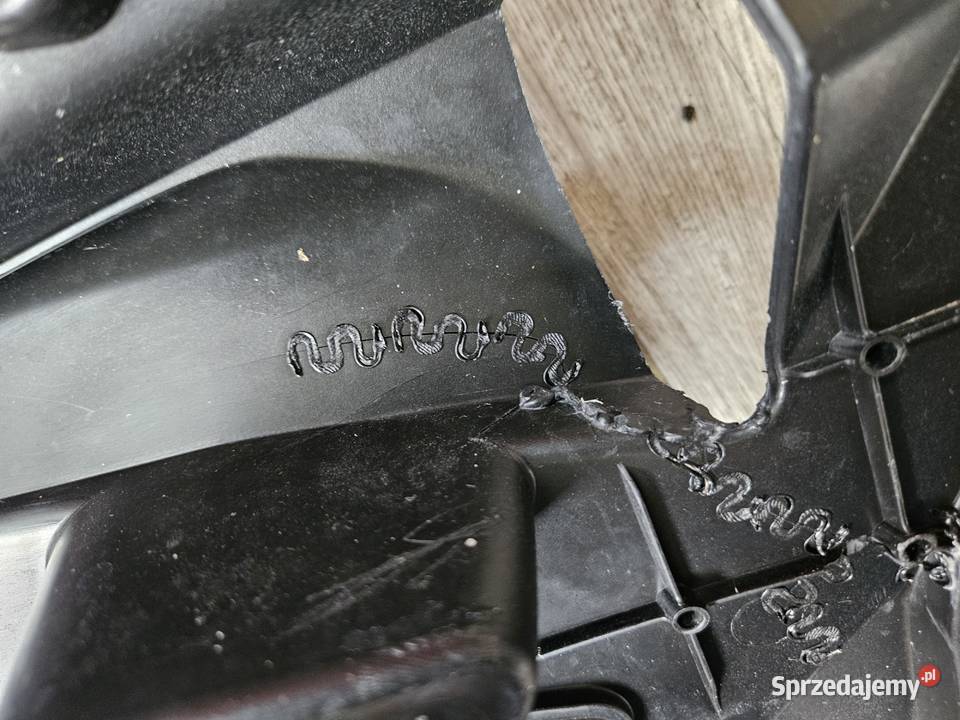 Boczek bok owiewka Yamaha MT07 Tracer 7 700 Turek sprzedam