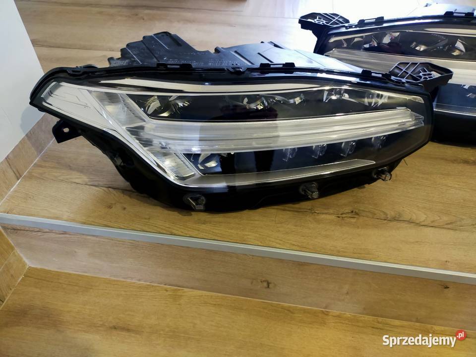 Lampy przód Volvo XC90 Mi Led kujawsko-pomorskie