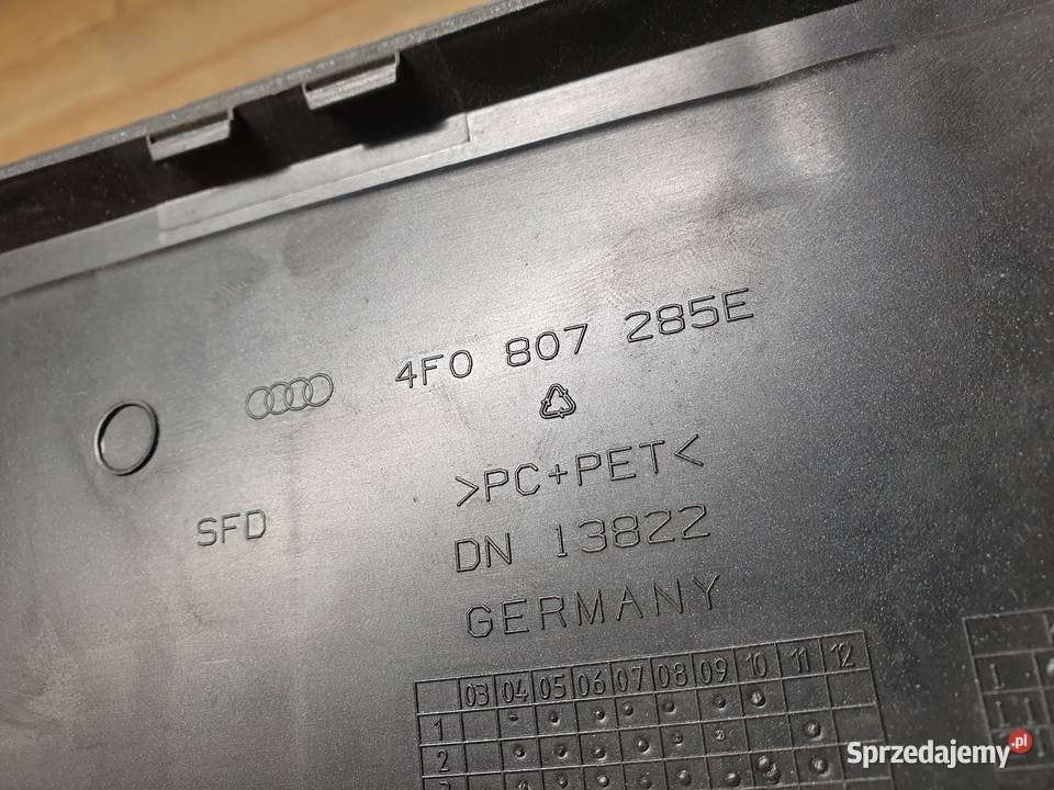 AUDI A6 C6 RAMKA PODSTAWA TABLICY REJESTRACYJNEJ osobowe Międzychód