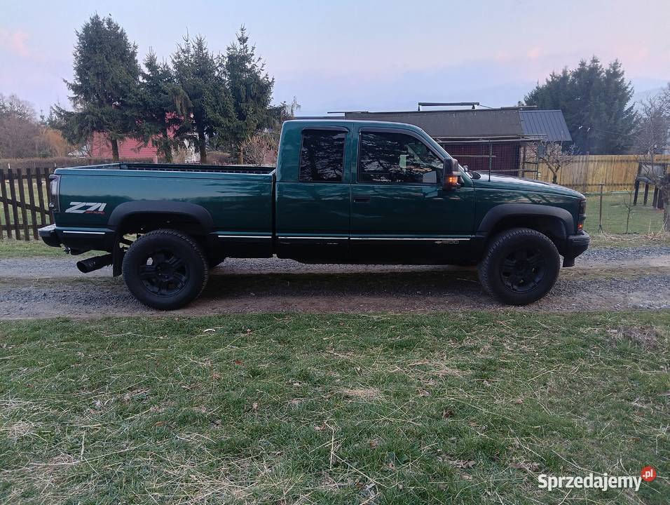 Piękny Klasyk Chevy Silverado Detroit Diesel
