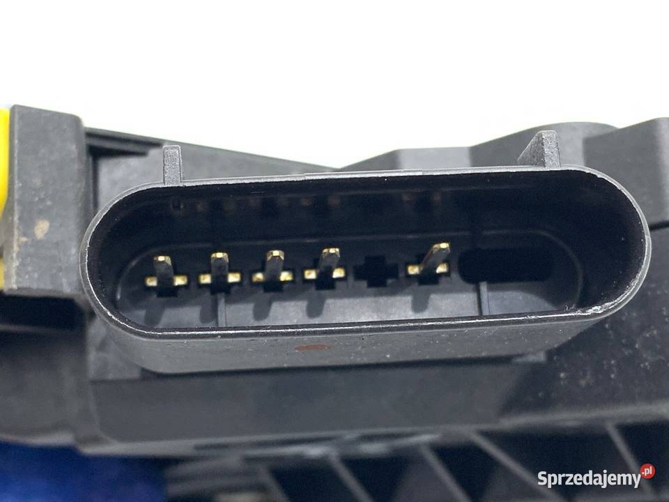 ZAMEK DRZWI PRAWY TYŁ FORD KUGA II SUV