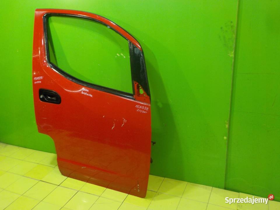 NISSAN NV200 10r VAN drzwi prawe przod