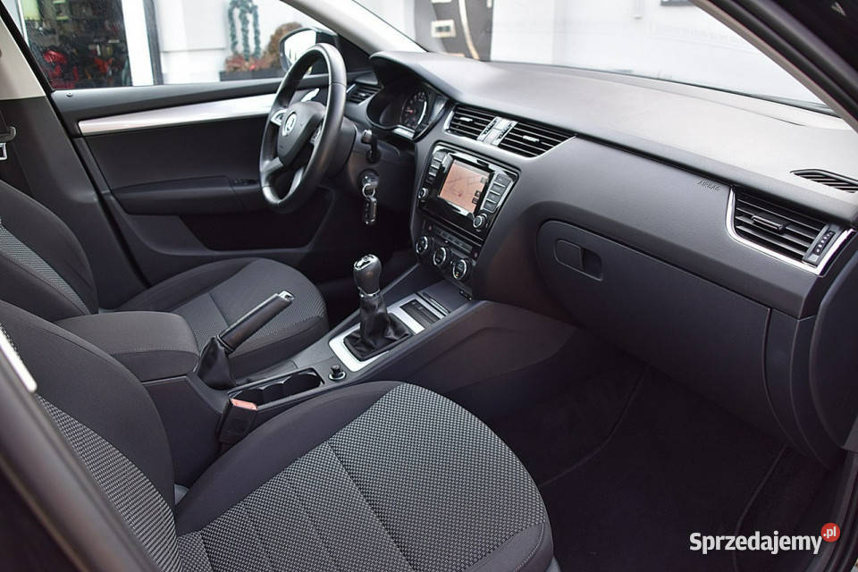 koda Octavia 16Tdi 105 Navi Alu Gwarancja III wielofunkcyjna kierownica Nowe Kucice