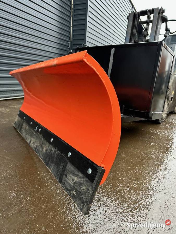 Pług do śniegu solidny osprzęt roboczy 22 m Gdańsk