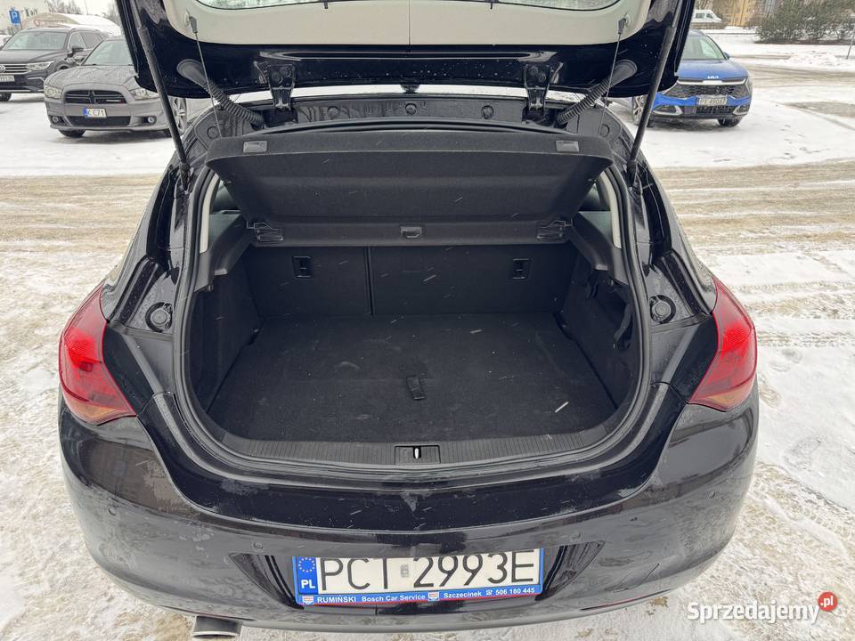 Opel Astra J 14T 140 2010 Szczecinek