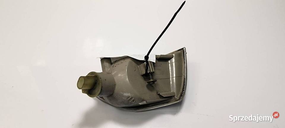 KIERUNKOWSKAZ PRAWY OPEL ASTRA F kujawsko-pomorskie Lipno